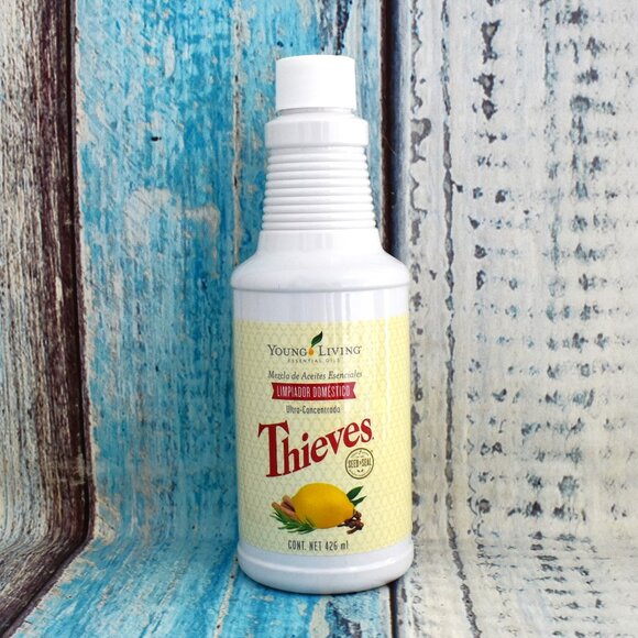 Thieves Household Cleaner Essential Oil Young Living 14.4 OZ READ DESCRIPTION - Picture 1 of 6